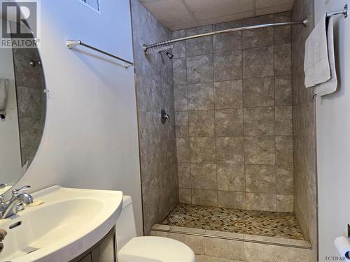 906256 Highland Rd, Kerns Township, ON - Indoor Photo Showing Bathroom