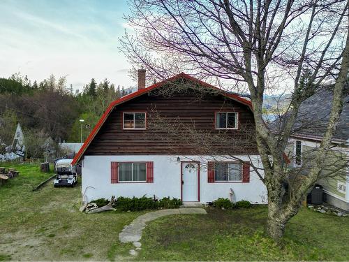 309 Fowler Street, Riondel, BC - Outdoor