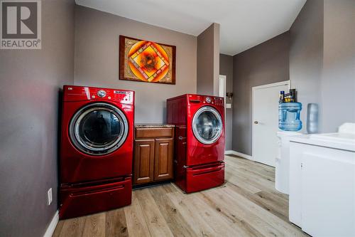564 Main Road, Pouch Cove, NL - Indoor Photo Showing Laundry Room