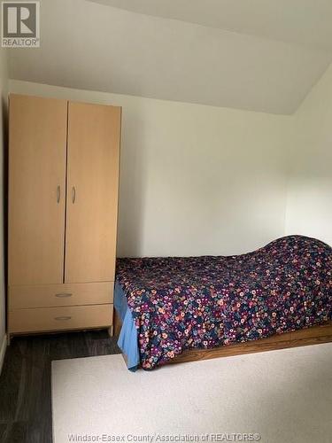319 Lindsley Street, Dresden, ON - Indoor Photo Showing Bedroom