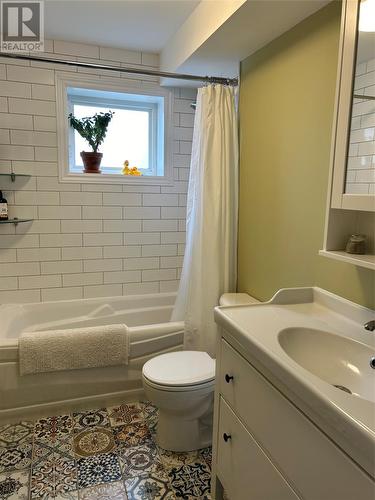 1A Rushann Street, Lewisporte, NL - Indoor Photo Showing Bathroom