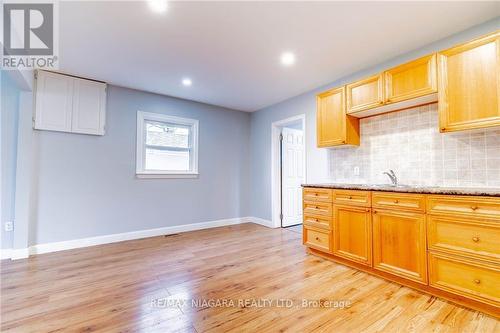 551 Buffalo Road, Fort Erie, ON - Indoor Photo Showing Kitchen