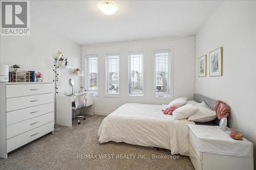 146 Starwood Drive, Guelph, ON - Indoor Photo Showing Bedroom