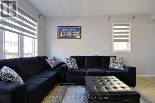 #96 -21 Diana Ave, Brantford, ON - Indoor Photo Showing Living Room