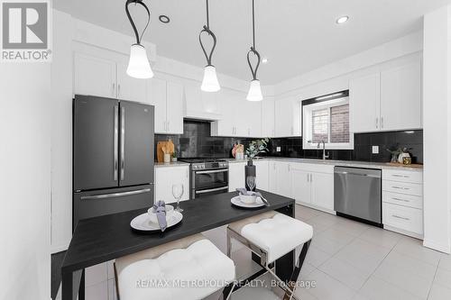 248 Tall Grass Cres, Kitchener, ON - Indoor Photo Showing Kitchen With Stainless Steel Kitchen