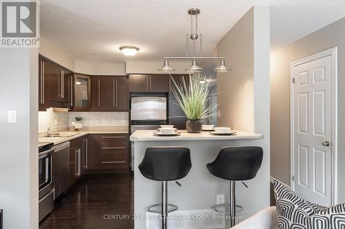#68 -1059 Whetherfield St, London, ON - Indoor Photo Showing Kitchen
