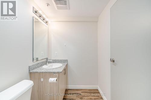 A202 - 275 Larch Street, Waterloo, ON - Indoor Photo Showing Bathroom