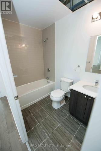 913 - 7711 Green Vista Gate, Niagara Falls, ON - Indoor Photo Showing Bathroom