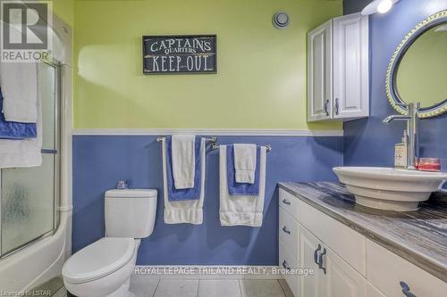 24920 Marsh Line, West Elgin, ON - Indoor Photo Showing Bathroom