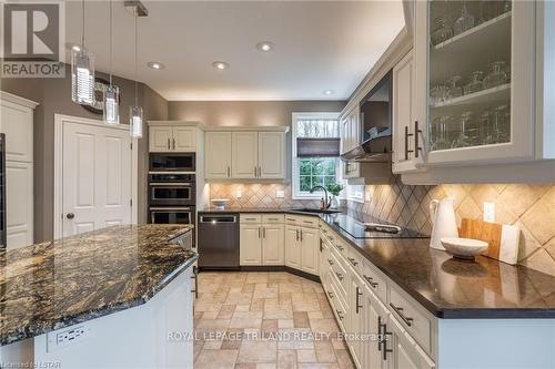 51 Pheasant Trail, Middlesex Centre, ON - Indoor Photo Showing Kitchen With Upgraded Kitchen