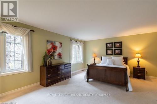 51 Pheasant Trail, Middlesex Centre, ON - Indoor Photo Showing Bedroom