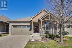 #213 -3278 COLONEL TALBOT RD  London, ON N6P 1W2
