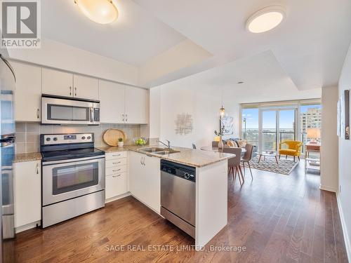 #601 -2230 Lake Shore Blvd W, Toronto, ON - Indoor Photo Showing Kitchen With Double Sink