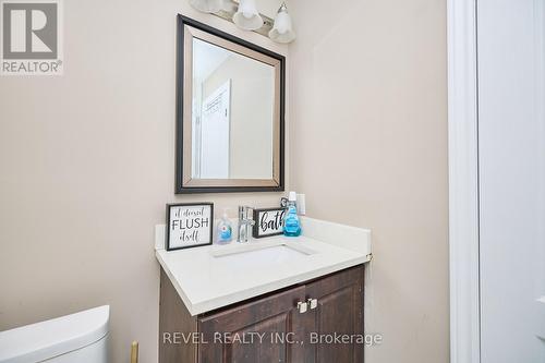 5267 Mcrae St, Niagara Falls, ON - Indoor Photo Showing Bathroom