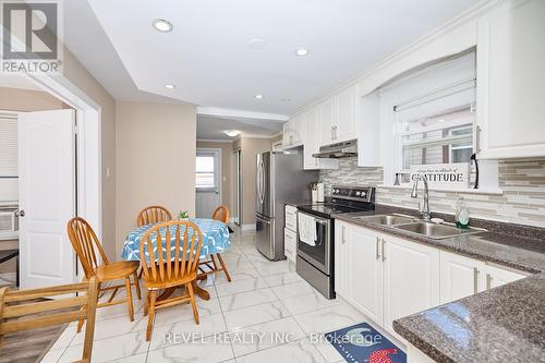 5267 Mcrae Street, Niagara Falls, ON - Indoor Photo Showing Kitchen With Double Sink