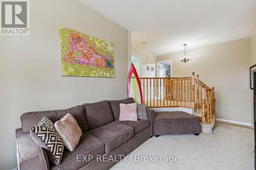 24 Redfinch Way, Brampton, ON - Indoor Photo Showing Living Room