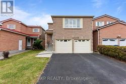 4334 WATERFORD CRES  Mississauga, ON L5R 2B2