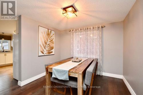 33 Ferguson Dr, Barrie, ON - Indoor Photo Showing Dining Room