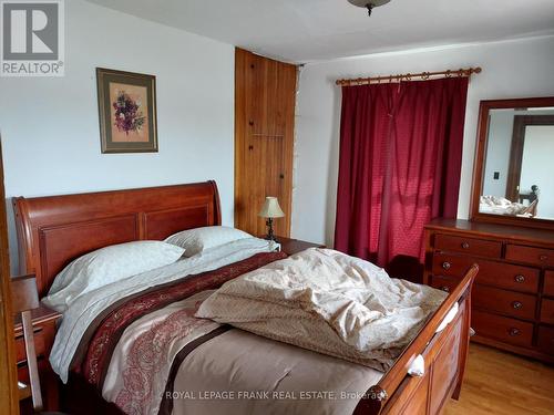 7215 Old Scugog Road N, Clarington, ON - Indoor Photo Showing Bedroom