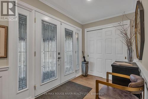 7 Sunrise Crt, Hamilton Township, ON - Indoor Photo Showing Living Room