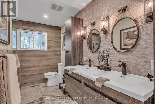 7 Sunrise Crt, Hamilton Township, ON - Indoor Photo Showing Bathroom