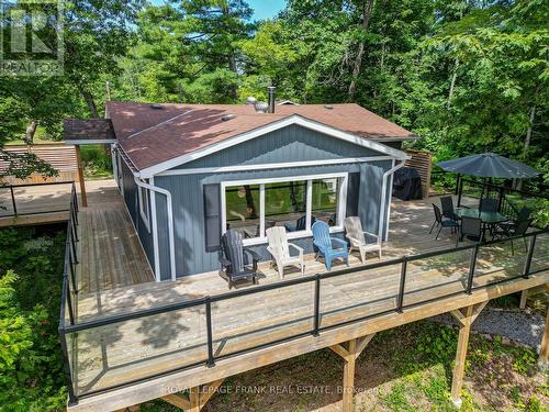 84 Irwin Drive, Galway-Cavendish And Harvey, ON - Outdoor With Deck Patio Veranda