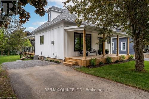 393 Main St, Prince Edward County, ON - Outdoor