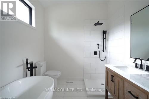 393 Main Street, Prince Edward County, ON - Indoor Photo Showing Bathroom