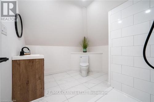 393 Main Street, Prince Edward County, ON - Indoor Photo Showing Bathroom