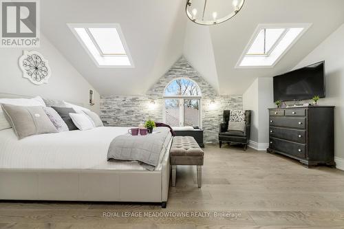 18 Church Street, Halton Hills, ON - Indoor Photo Showing Bedroom