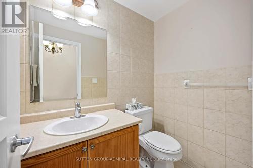 #105 -9901 Keele St, Vaughan, ON - Indoor Photo Showing Bathroom