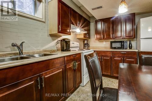Lower - 36 A.V. Nolan Drive, Whitchurch-Stouffville, ON - Indoor Photo Showing Kitchen With Double Sink