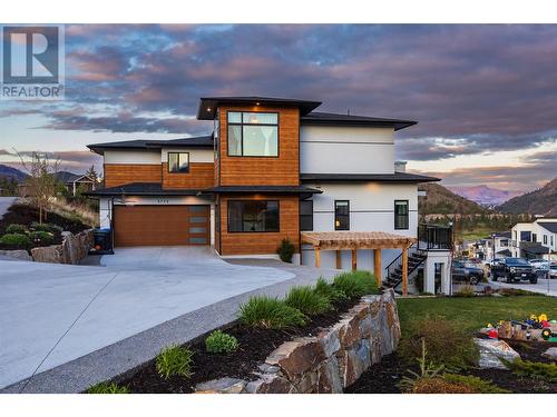 2772 Canyon Crest Drive, West Kelowna, BC - Outdoor