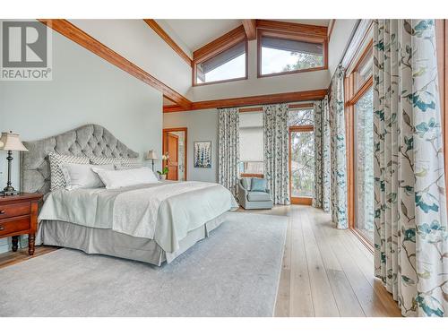 109 Flagstone Rise, Naramata, BC - Indoor Photo Showing Bedroom