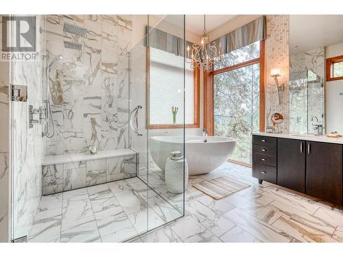 109 Flagstone Rise, Naramata, BC - Indoor Photo Showing Bathroom