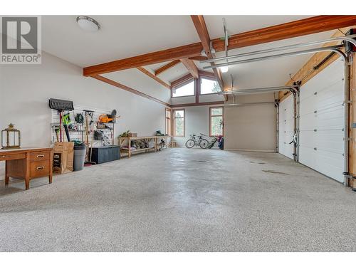 109 Flagstone Rise, Naramata, BC - Indoor Photo Showing Garage