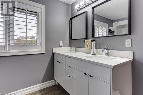 128 Schmidt Drive, Arthur, ON - Indoor Photo Showing Bathroom