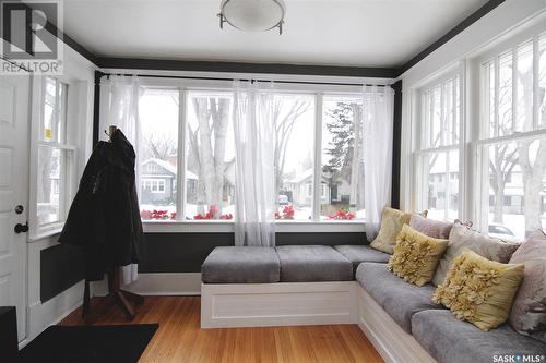 179 Angus Crescent, Regina, SK - Indoor Photo Showing Living Room