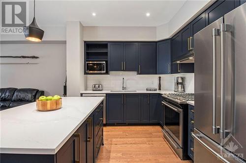 198 Poplin Street, Ottawa, ON - Indoor Photo Showing Kitchen With Stainless Steel Kitchen With Upgraded Kitchen