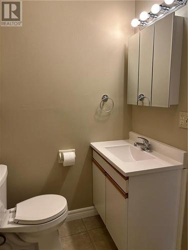 4PC - 108-112 King Street W, Brockville, ON - Indoor Photo Showing Bathroom