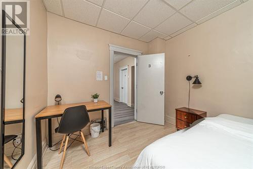 191 Erie Street East, Windsor, ON - Indoor Photo Showing Bedroom