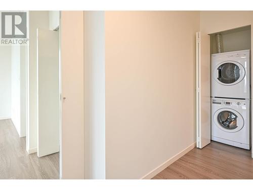3505 900 Carnarvon Street, New Westminster, BC - Indoor Photo Showing Laundry Room