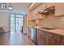 810 900 Carnarvon Street, New Westminster, BC  - Indoor Photo Showing Kitchen With Upgraded Kitchen 