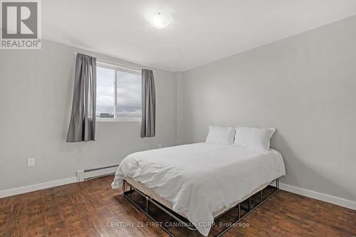 704 - 563 Mornington Avenue, London, ON - Indoor Photo Showing Bedroom