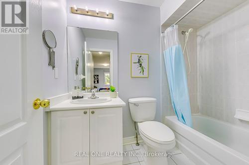 39 - 2250 Rockingham Drive, Oakville, ON - Indoor Photo Showing Bathroom