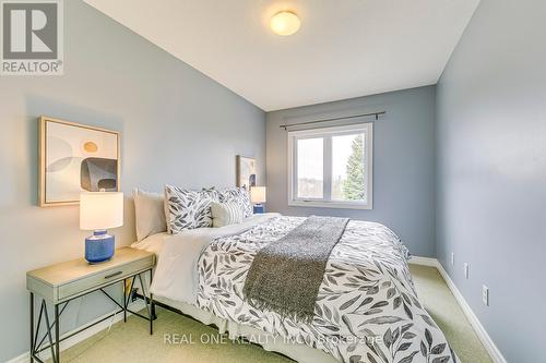 39 - 2250 Rockingham Drive, Oakville, ON - Indoor Photo Showing Bedroom