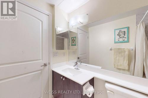 303 - 55 De Boers Drive, Toronto, ON - Indoor Photo Showing Bathroom