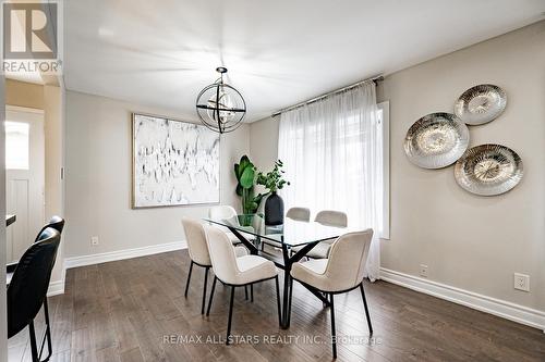 21 Sir Kay Dr, Markham, ON - Indoor Photo Showing Dining Room