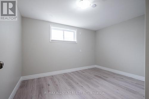 21 Sir Kay Dr, Markham, ON - Indoor Photo Showing Other Room
