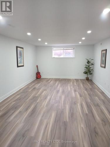 835 Forestwood Dr, Mississauga, ON - Indoor Photo Showing Basement